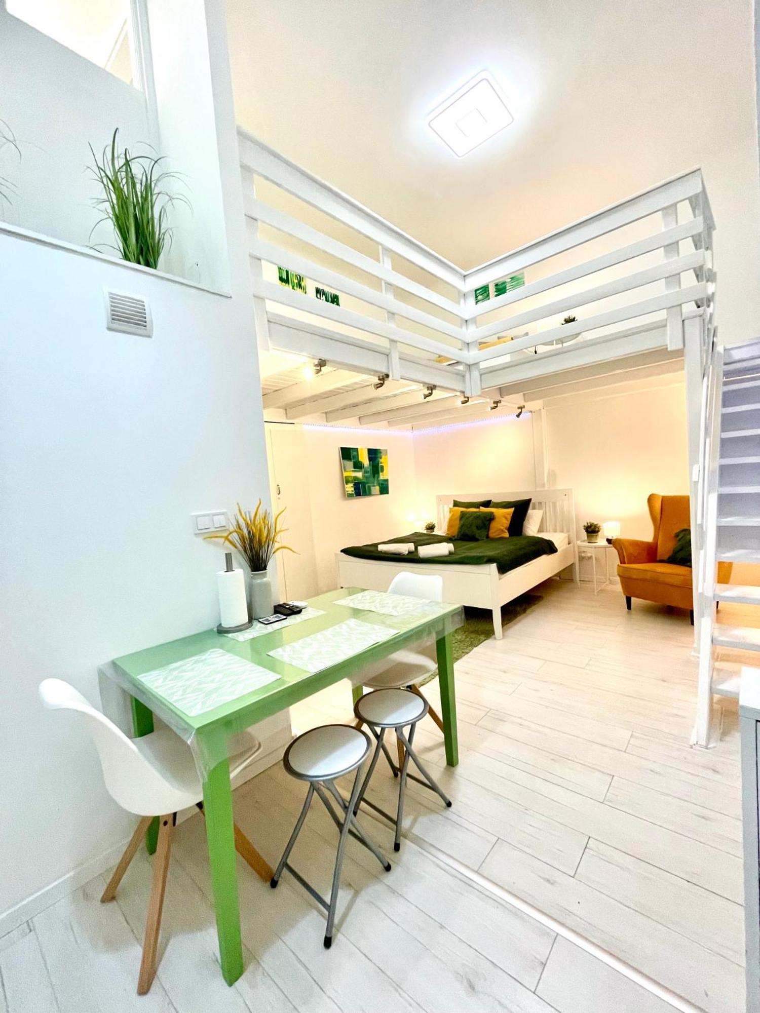 Teresian Apartment Near The Andrassy Street Free Air Conditioner Free Coffee Budapeşte Dış mekan fotoğraf